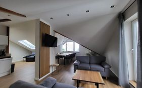 Haus Edda - Ferienwohnungen Mit Garten Und Schlossblick