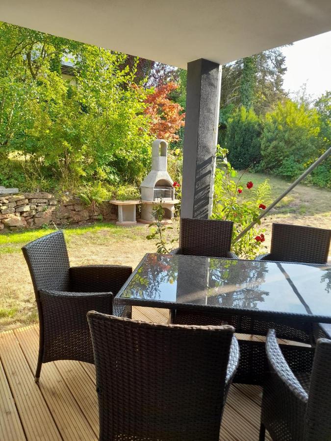 Haus Edda - Ferienwohnungen Mit Garten Und Schlossblick Marburg ภายนอก รูปภาพ