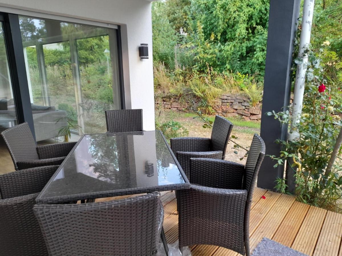 Haus Edda - Ferienwohnungen Mit Garten Und Schlossblick Marburg ภายนอก รูปภาพ