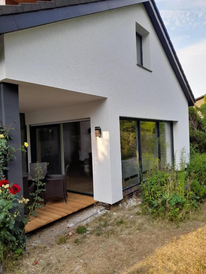 Haus Edda - Ferienwohnungen Mit Garten Und Schlossblick Marburg ภายนอก รูปภาพ